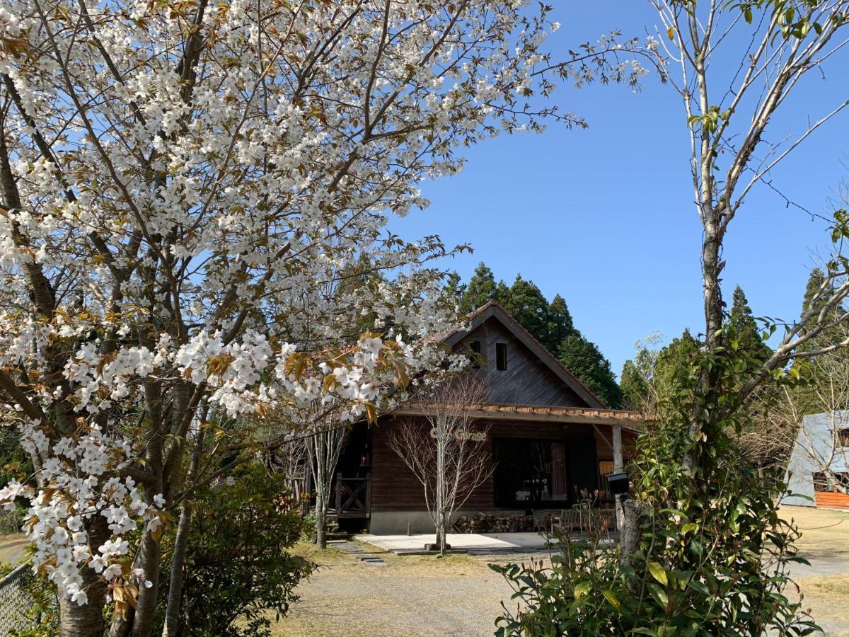 Guesthouse Coco Garage Kirishima Εξωτερικό φωτογραφία